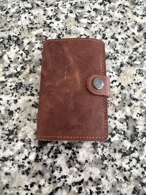 Secrid Brown Leather Cardholder Wallet - NWOT!